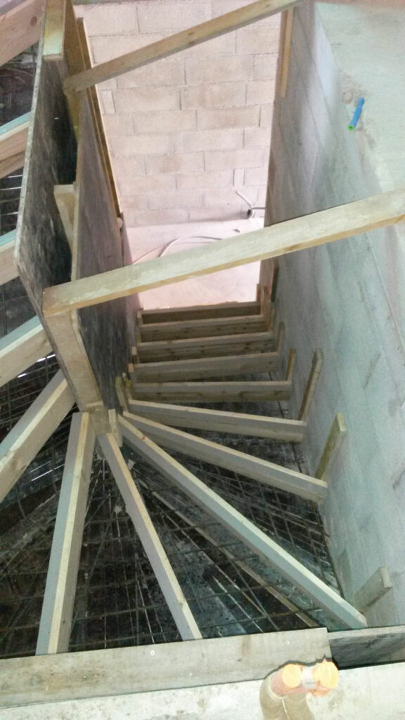Escaliers en construction
